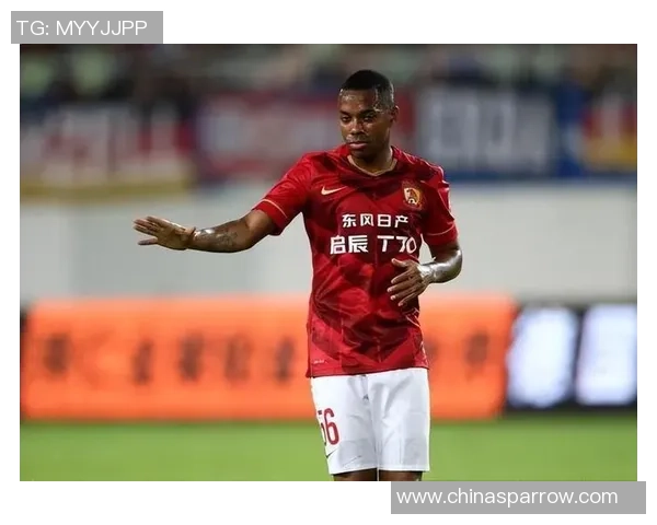 中国足球七大球星引领时代风潮 他们的传奇成就与影响力解析