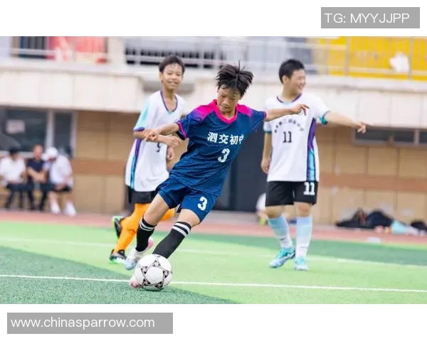 球星护踝足球助力运动防护提升竞技表现保障赛场安全